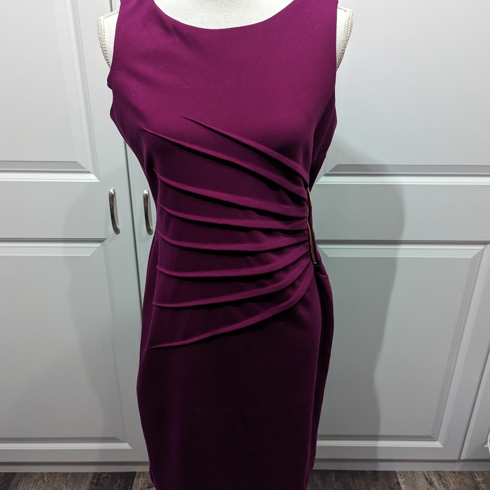 Gorgeous berry colored pencil dress!